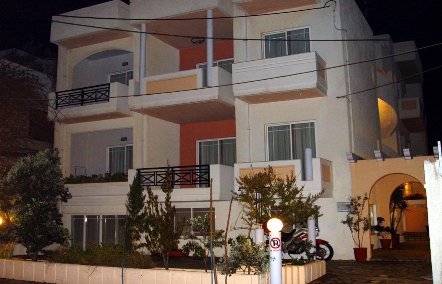 Doreen Suites Kalamaki  Ngoại thất bức ảnh